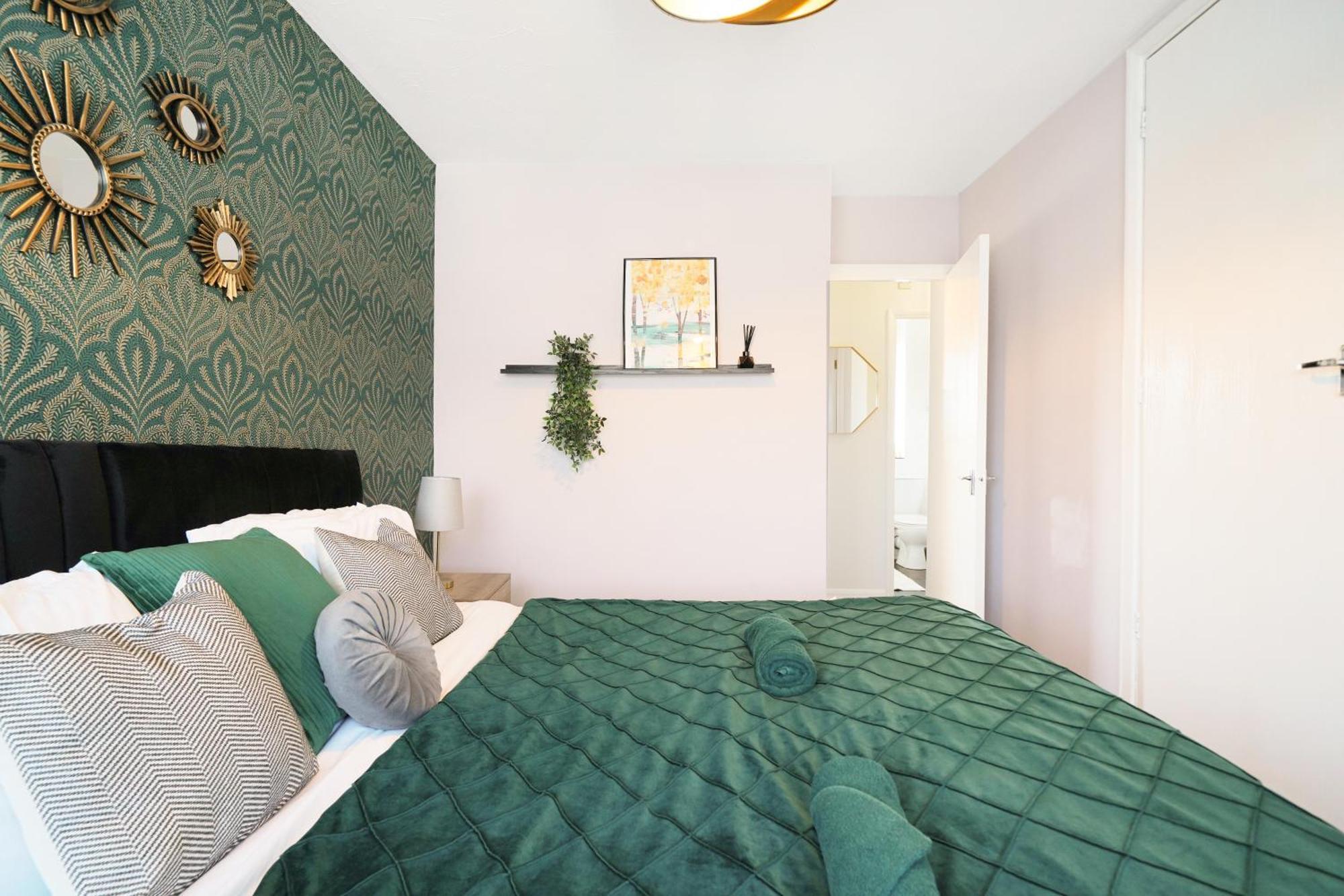Cosy Corner In Aylesbury Near Stoke Mandeville Hospital & Town Centre With Private Parking Aylesbury (Buckinghamshire) Exterior foto